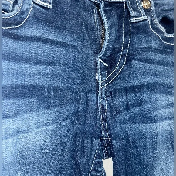 True Religion Distressed Mid-Rise Skinny Jeans 24 Dark Wash - Picture 9 of 9